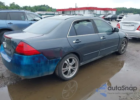 2007 Honda Accord 2.4 Lx z USA, uszkodzony, nr VIN 1HGCM56497A116201